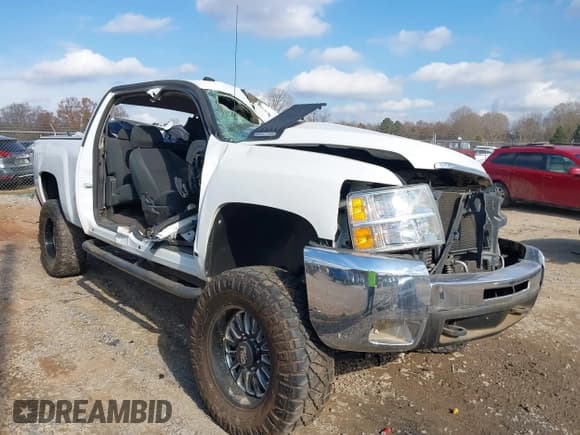 ✅ 2008 Chevrolet Silverado 2500HD 1LT • VIN: 1GCHC23668F225232 • Лот: 41136449. Опубликован ранее на IAAI с пробегом Не указан. Бесплатный доступ к архиву аукционных продаж из США и подробный отчёт об истории автомобиля на DreamBid. Изображение 1.