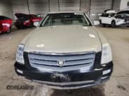 ✅ 2008 Cadillac STS AWD • VIN: 1G6DD67V280194667 • Lot: 82398585. Wystawiony na Copart z przebiegiem 262 764 mil. Bezpłatny archiwum sprzedaży aukcyjnych z USA i szczegółowy raport historii pojazdu na DreamBid. Zdjęcie 5.