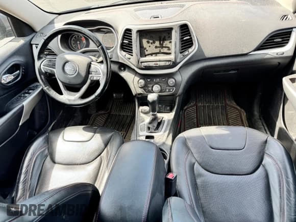 ✅ 2018 Jeep Cherokee Trailhawk • VIN: 1C4PJMBX0JD600413 • Lot: 60336385. Listed on Copart with 64,875 mi. Free auction sales archive from the USA and detailed vehicle history report at DreamBid. Image 9.