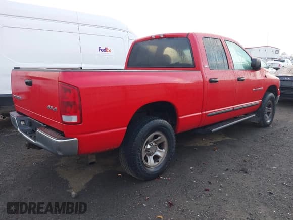 ✅ 2002 Dodge RAM • VIN: 1B7HU18N22J103950 • Lot: 43611826. Listed on IAAI with 246,358 mi. Free auction sales archive from the USA and detailed vehicle history report at DreamBid. Image 4.