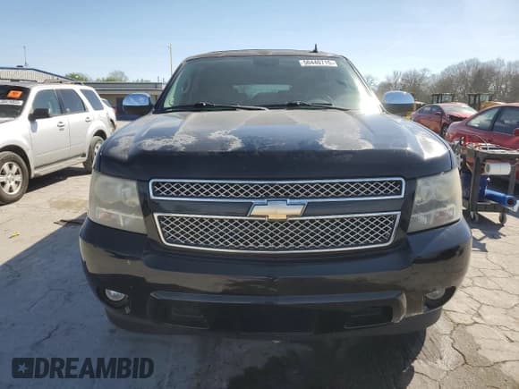 ✅ 2009 Chevrolet Suburban LTZ • VIN: 1GNFC36J09J126165 • Lot: 50440715. Wystawiony na Copart z przebiegiem 196 709 mil. Bezpłatny archiwum sprzedaży aukcyjnych z USA i szczegółowy raport historii pojazdu na DreamBid. Zdjęcie 5.