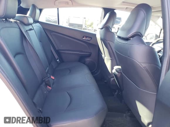 ✅ 2017 Toyota Prius Three Touring • VIN: JTDKARFU8H3037697 • Lot: 80854205. Listed on Copart with 30,262 mi. Free auction sales archive from the USA and detailed vehicle history report at DreamBid. Image 10.