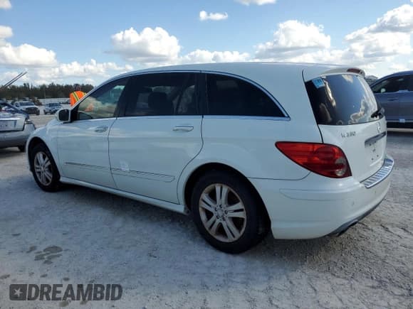 ✅ 2009 Mercedes-Benz R 3.5L • VIN: 4JGCB65E29A093668 • Лот: 77626764. Опубликован ранее на Copart с пробегом Не указан. Бесплатный доступ к архиву аукционных продаж из США и подробный отчёт об истории автомобиля на DreamBid. Изображение 2.