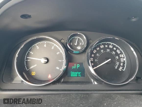 ✅ 2013 Chevrolet Captiva Sport LS • VIN: 3GNAL2EK1DS607399 • Lot: 42208775. Wystawiony na Copart z przebiegiem 85 899 mil. Bezpłatny archiwum sprzedaży aukcyjnych z USA i szczegółowy raport historii pojazdu na DreamBid. Zdjęcie 9.