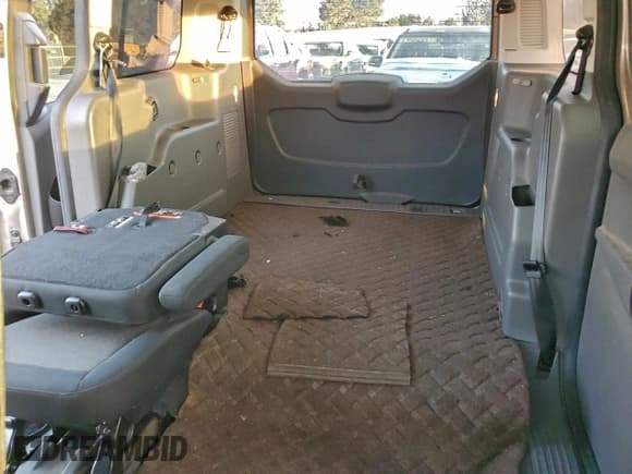 ✅ 2020 Ford Transit Connect XL • VIN: NM0GE9E21L1464425 • Lot: 95140315. Listed on Copart with 93,477 mi. Free auction sales archive from the USA and detailed vehicle history report at DreamBid. Image 10.