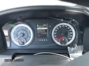 ✅ 2015 Ram 2500 Tradesman • VIN: 3C6UR5CJ8FG529510 • Lot: 41708937. Wystawiony na IAAI z przebiegiem 111 404 mil. Bezpłatny archiwum sprzedaży aukcyjnych z USA i szczegółowy raport historii pojazdu na DreamBid. Zdjęcie 15.