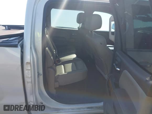 ✅ 2014 GMC Sierra 1500 SLT • VIN: 3GTP1VEC5EG486951 • Лот: 41939376. Опубликован ранее на IAAI с пробегом 131 857 миль. Бесплатный доступ к архиву аукционных продаж из США и подробный отчёт об истории автомобиля на DreamBid. Изображение 8.