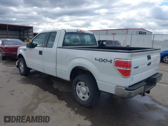 ✅ 2009 Ford F-150 XL • VIN: 1FTPX14V29FA78604 • Лот: 41996930. Опубликован ранее на IAAI с пробегом 250 408 миль. Бесплатный доступ к архиву аукционных продаж из США и подробный отчёт об истории автомобиля на DreamBid. Изображение 3.