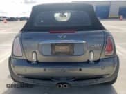 ✅ 2005 MINI Convertible S • VIN: WMWRH33475TF81146 • Lot: 58586245. Wystawiony na Copart z przebiegiem Nie podano. Bezpłatny archiwum sprzedaży aukcyjnych z USA i szczegółowy raport historii pojazdu na DreamBid. Zdjęcie 6.