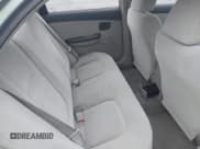 ✅ 2005 Kia Spectra LX • VIN: KNAFE121955170260 • Lot: 43764342. Wystawiony na IAAI z przebiegiem 42 046 mil. Bezpłatny archiwum sprzedaży aukcyjnych z USA i szczegółowy raport historii pojazdu na DreamBid. Zdjęcie 8.