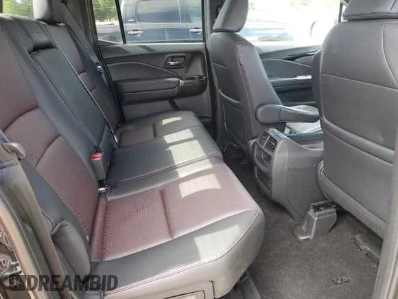 ✅ 2021 Honda Ridgeline Black Edition • VIN: 5FPYK3F84MB011688 • Lot: 63341565. Wystawiony na Copart z przebiegiem 44 136 mil. Bezpłatny archiwum sprzedaży aukcyjnych z USA i szczegółowy raport historii pojazdu na DreamBid. Zdjęcie 10.