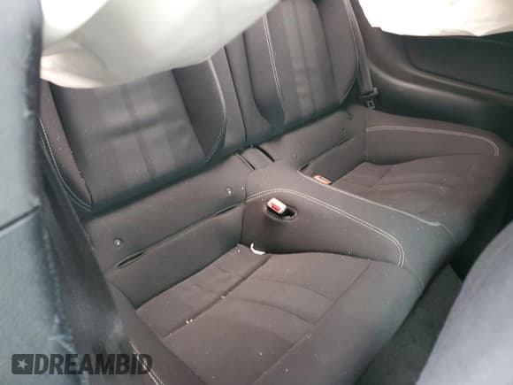 ✅ 2018 Ford Mustang EcoBoost • VIN: 1FA6P8TH2J5118745 • Lot: 90469845. Wystawiony na Copart z przebiegiem 76 952 mil. Bezpłatny archiwum sprzedaży aukcyjnych z USA i szczegółowy raport historii pojazdu na DreamBid. Zdjęcie 10.