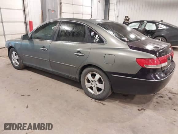 2007 Hyundai Azera SE с VIN KMHFC46F97A185119, выставлен на аукционе IAAI как лот 41286463 с пробегом 240 598 миль миль и . История ставок и продаж доступна на DreamBid. Изображение 3.