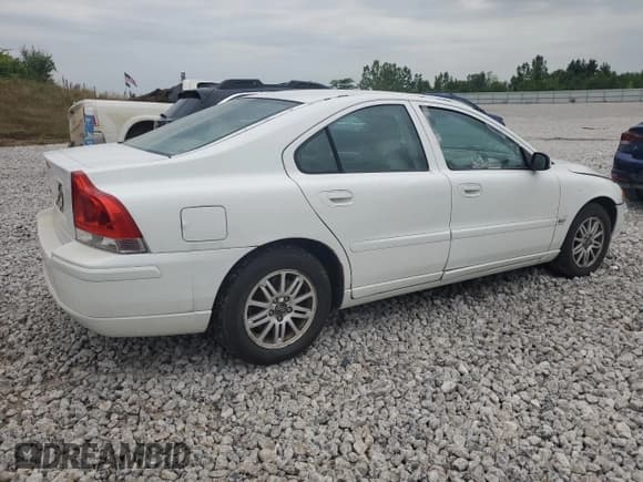 ✅ 2005 Volvo S60 • VIN: YV1RS612X52461555 • Lot: 60142144. Wystawiony na Copart z przebiegiem 156 418 mil. Bezpłatny archiwum sprzedaży aukcyjnych z USA i szczegółowy raport historii pojazdu na DreamBid. Zdjęcie 3.