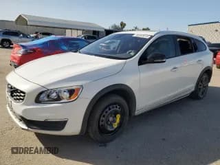 ✅ 2018 Volvo V60 • VIN: YV440MWK1J2058042 • Lot: 46252014. Listed on Copart with 87,423 mi. Free auction sales archive from the USA and detailed vehicle history report at DreamBid. Image 1.