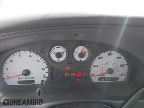 ✅ 2006 Ford Ranger XLT • VIN: 1FTZR45E26PA45613 • Лот: 42898656. Опубликован ранее на IAAI с пробегом 216 529 миль. Бесплатный доступ к архиву аукционных продаж из США и подробный отчёт об истории автомобиля на DreamBid. Изображение 7.