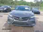 2019 Toyota Camry LE z VIN 4T1B11HK9KU232458, wystawiony jako IAAI lot #43203824 z przebiegiem 88 359 mil mil oraz . Historia ofert i sprzedaży dostępna na DreamBid. Obrazek 12.