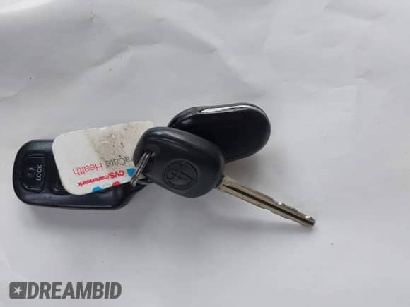 2007 Toyota Highlander с VIN JTEGD21A970158378, выставлен на аукционе IAAI как лот 43037835 с пробегом 391 903 миль миль и . История ставок и продаж доступна на DreamBid. Изображение 11.