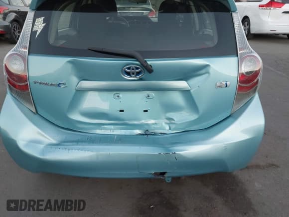 ✅ 2013 Toyota Prius Two • VIN: JTDKDTB32D1051716 • Лот: 43799288. Опубликован ранее на IAAI с пробегом 132 723 миль. Бесплатный доступ к архиву аукционных продаж из США и подробный отчёт об истории автомобиля на DreamBid. Изображение 6.