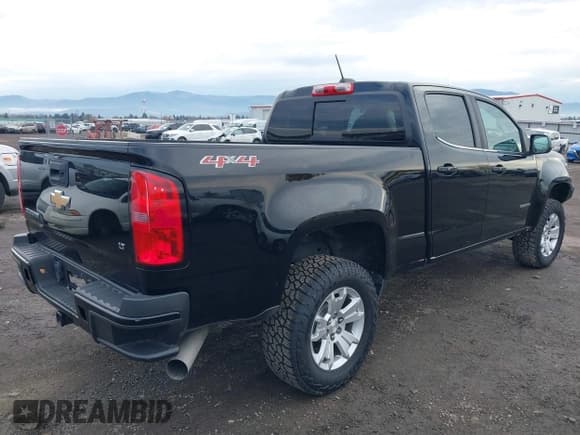 ✅ 2018 Chevrolet Colorado 4WD LT • VIN: 1GCPTCE17J1226671 • Лот: 43704401. Опубликован ранее на IAAI с пробегом 60 713 миль. Бесплатный доступ к архиву аукционных продаж из США и подробный отчёт об истории автомобиля на DreamBid. Изображение 4.