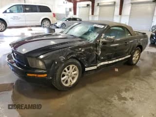 ✅ 2007 Ford Mustang Deluxe • VIN: 1ZVFT84N875344806 • Lot: 82203135. Listed on Copart with 160,404 mi. Free auction sales archive from the USA and detailed vehicle history report at DreamBid. Image 1.