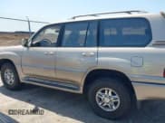 ✅ 2001 Lexus LX 470 • VIN: JTJHT00W613510736 • Лот: 42005639. Опубликован ранее на IAAI с пробегом 274 227 миль. Бесплатный доступ к архиву аукционных продаж из США и подробный отчёт об истории автомобиля на DreamBid. Изображение 14.