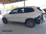 ✅ 2019 BMW X5 xDrive40i • VIN: 5UXCR6C59KLL21046 • Lot: 43353523. Wystawiony na IAAI z przebiegiem 91 785 mil. Bezpłatny archiwum sprzedaży aukcyjnych z USA i szczegółowy raport historii pojazdu na DreamBid. Zdjęcie 15.