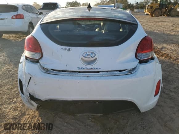 ✅ 2012 Hyundai Veloster w/Gray Int • VIN: KMHTC6AD4CU023542 • Lot: 84908764. Listed on Copart with 131,352 mi. Free auction sales archive from the USA and detailed vehicle history report at DreamBid. Image 6.