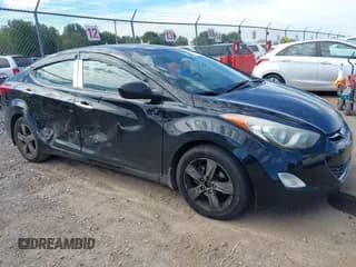✅ 2012 Hyundai Elantra Limited • VIN: 5NPDH4AE0CH133280 • Лот: 43244402. Опубликован ранее на IAAI с пробегом 190 648 миль. Бесплатный доступ к архиву аукционных продаж из США и подробный отчёт об истории автомобиля на DreamBid. Изображение 1.