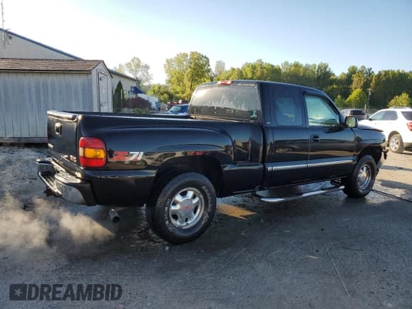 ✅ 1999 GMC Sierra 1500 SLE • VIN: 1GTEK19T1XZ522905 • Лот: 70146465. Опубликован ранее на Copart с пробегом 277 206 миль. Бесплатный доступ к архиву аукционных продаж из США и подробный отчёт об истории автомобиля на DreamBid. Изображение 3.