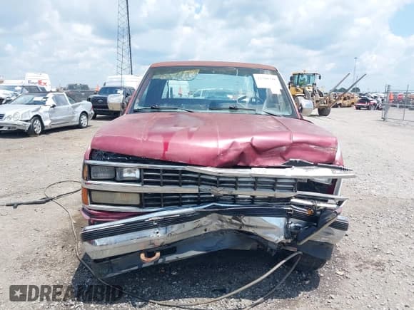 ✅ 1988 Chevrolet Silverado 1500 • VIN: 2GCEK19K7J1190525 • Лот: 42700348. Опубликован ранее на IAAI с пробегом 130 803 миль. Бесплатный доступ к архиву аукционных продаж из США и подробный отчёт об истории автомобиля на DreamBid. Изображение 13.