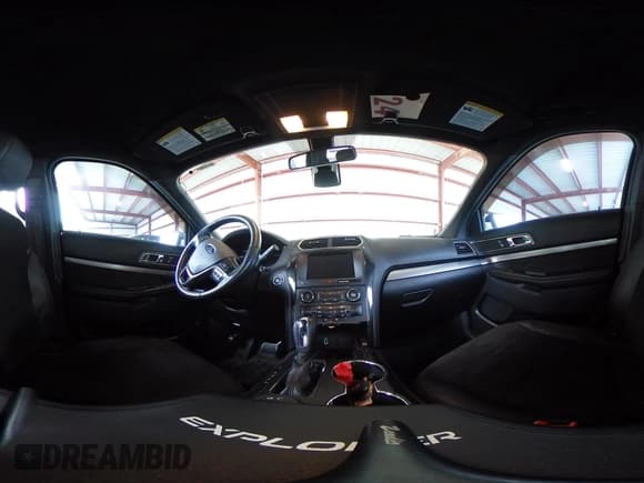 ✅ 2018 Ford Explorer XLT • VIN: 1FM5K8D83JGA74998 • Lot: 42381364. Wystawiony na IAAI z przebiegiem 100 789 mil. Bezpłatny archiwum sprzedaży aukcyjnych z USA i szczegółowy raport historii pojazdu na DreamBid. Zdjęcie 18.