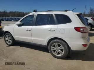 2012 Hyundai Santa Fe SE z VIN 5XYZH4AG3CG140304, wystawiony jako Copart lot #47563144 z przebiegiem 83 823 mil mil oraz Nie do naprawy • Non repairable. Historia ofert i sprzedaży dostępna na DreamBid. Obrazek 2.