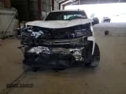 ✅ 2019 Chevrolet Silverado 1500 LT • VIN: 1GCPWCED0KZ141126 • Lot: 67843755. Wystawiony na Copart z przebiegiem 30 755 mil. Bezpłatny archiwum sprzedaży aukcyjnych z USA i szczegółowy raport historii pojazdu na DreamBid. Zdjęcie 11.