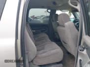 ✅ 2003 Chevrolet Suburban LS • VIN: 3GNEC16Z23G100231 • Лот: 42436390. Опубликован ранее на IAAI с пробегом 163 892 миль. Бесплатный доступ к архиву аукционных продаж из США и подробный отчёт об истории автомобиля на DreamBid. Изображение 8.