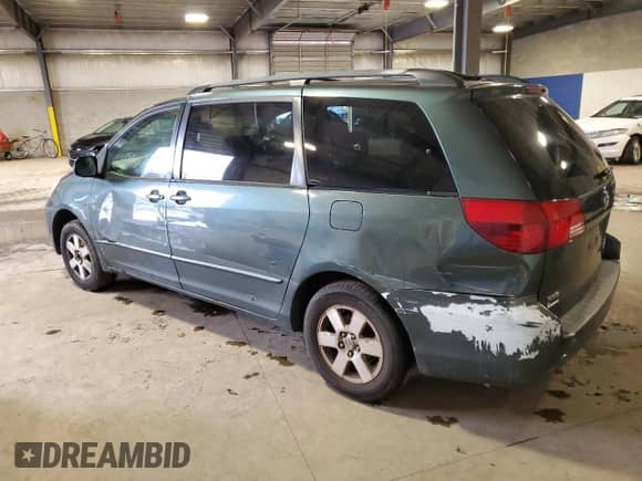 2005 Toyota Sienna LE z VIN 5TDZA23C45S348443, wystawiony jako Copart lot #90807535 z przebiegiem 200 755 mil mil oraz Szkoda całkowita • Salvage title. Historia ofert i sprzedaży dostępna na DreamBid. Obrazek 2.