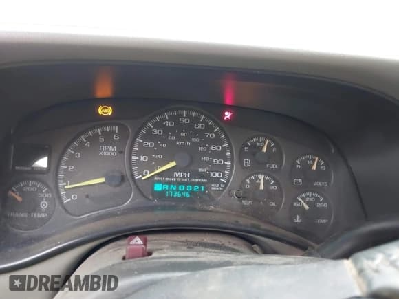 ✅ 2000 Chevrolet Silverado 2500 LS • VIN: 1GCGK29U0YE159139 • Lot: 43324253. Wystawiony na IAAI z przebiegiem 173 646 mil. Bezpłatny archiwum sprzedaży aukcyjnych z USA i szczegółowy raport historii pojazdu na DreamBid. Zdjęcie 7.