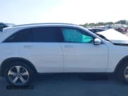 ✅ 2022 Mercedes-Benz GLC 300 • VIN: W1N0G8DB6NV327298 • Лот: 43012025. Опубликован ранее на IAAI с пробегом 56 214 миль. Бесплатный доступ к архиву аукционных продаж из США и подробный отчёт об истории автомобиля на DreamBid. Изображение 13.