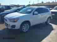 2015 Mitsubishi Outlander ES с VIN 4A4AP3AUXFE048967, выставлен на аукционе IAAI как лот 43404707 с пробегом 237 660 миль миль и . История ставок и продаж доступна на DreamBid. Изображение 2.