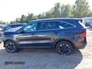 ✅ 2025 Kia Sorento S • VIN: 5XYRL4JC0SG362342 • Lot: 43345935. Wystawiony na IAAI z przebiegiem 3 676 mil. Bezpłatny archiwum sprzedaży aukcyjnych z USA i szczegółowy raport historii pojazdu na DreamBid. Zdjęcie 14.