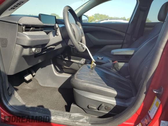 ✅ 2021 Ford Mustang Mach-E California Route 1 • VIN: 3FMTK2R79MMA09748 • Lot: 84749295. Listed on Copart with 48,268 mi. Free auction sales archive from the USA and detailed vehicle history report at DreamBid. Image 7.