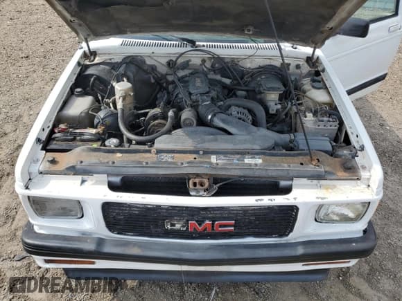 ✅ 1994 GMC Jimmy Diamond Edition Luxury • VIN: 1GKDT13W5R2503916 • Lot: 54717215. Wystawiony na Copart z przebiegiem 99 991 mil. Bezpłatny archiwum sprzedaży aukcyjnych z USA i szczegółowy raport historii pojazdu na DreamBid. Zdjęcie 12.