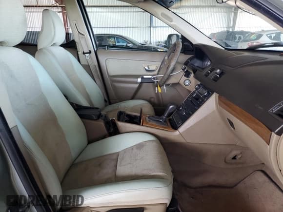 ✅ 2007 Volvo XC90 I6 • VIN: YV4CN982X71343683 • Лот: 63297695. Опубликован ранее на Copart с пробегом Не указан. Бесплатный доступ к архиву аукционных продаж из США и подробный отчёт об истории автомобиля на DreamBid. Изображение 7.