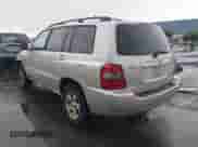 2004 Toyota Highlander с VIN JTEGD21A340091353, выставлен на аукционе IAAI как лот 43443174 с пробегом Не указан миль и . История ставок и продаж доступна на DreamBid. Изображение 3.