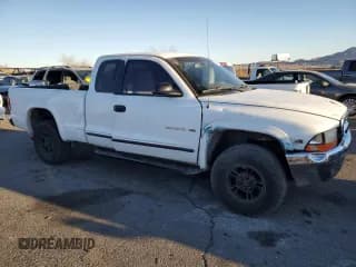 ✅ 1998 Dodge Dakota SLT • VIN: 1B7GG22Y1WS544271 • Lot: 88781885. Wystawiony na Copart z przebiegiem 149 417 mil. Bezpłatny archiwum sprzedaży aukcyjnych z USA i szczegółowy raport historii pojazdu na DreamBid. Zdjęcie 4.
