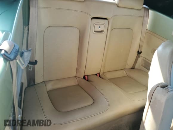 ✅ 2007 Volkswagen Beetle • VIN: 3VWRF31YX7M409199 • Lot: 60299125. Wystawiony na Copart z przebiegiem 147 628 mil. Bezpłatny archiwum sprzedaży aukcyjnych z USA i szczegółowy raport historii pojazdu na DreamBid. Zdjęcie 10.