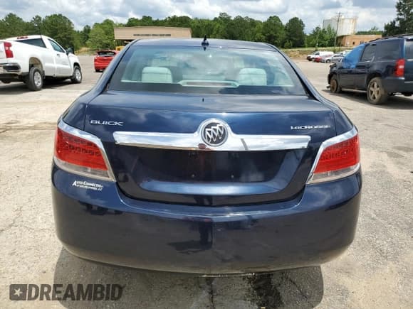 ✅ 2011 Buick LaCrosse CX • VIN: 1G4GA5ED0BF275402 • Lot: 59690695. Listed on Copart with 175,527 mi. Free auction sales archive from the USA and detailed vehicle history report at DreamBid. Image 6.