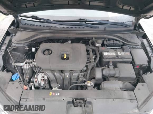 ✅ 2020 Hyundai Elantra SE • VIN: 5NPD74LF5LH592636 • Lot: 42700182. Wystawiony na IAAI z przebiegiem 73 792 mil mil. Skorzystaj z bezpłatnego archiwum sprzedaży aukcyjnych z USA i zobacz szczegółowy raport historii pojazdu na DreamBid. Zdjęcie 10.