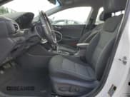 ✅ 2017 Hyundai Ioniq SEL • VIN: KMHC75LC3HU048622 • Lot: 48828205. Wystawiony na Copart z przebiegiem 75 271 mil. Bezpłatny archiwum sprzedaży aukcyjnych z USA i szczegółowy raport historii pojazdu na DreamBid. Zdjęcie 7.