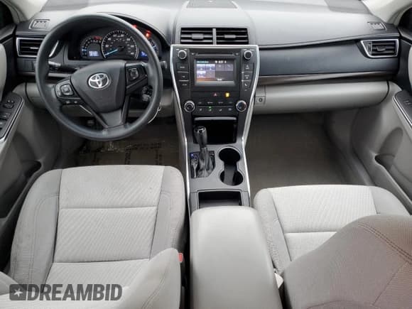 ✅ 2015 Toyota Camry LE • VIN: 4T4BF1FK8FR468535 • Лот: 86827975. Опубликован ранее на Copart с пробегом 131 267 миль. Бесплатный доступ к архиву аукционных продаж из США и подробный отчёт об истории автомобиля на DreamBid. Изображение 8.